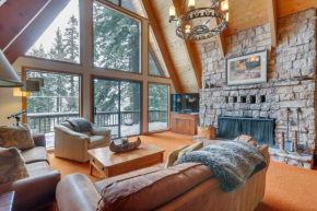 Rustic Truckee Cabin with Donner Lake Views! Truckee